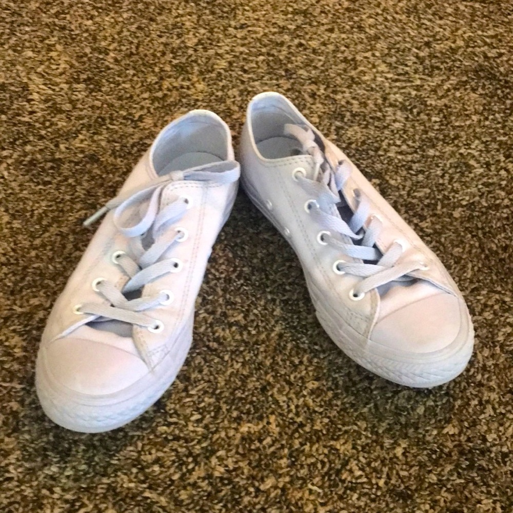 Lilac Purple Converse. Size 2.